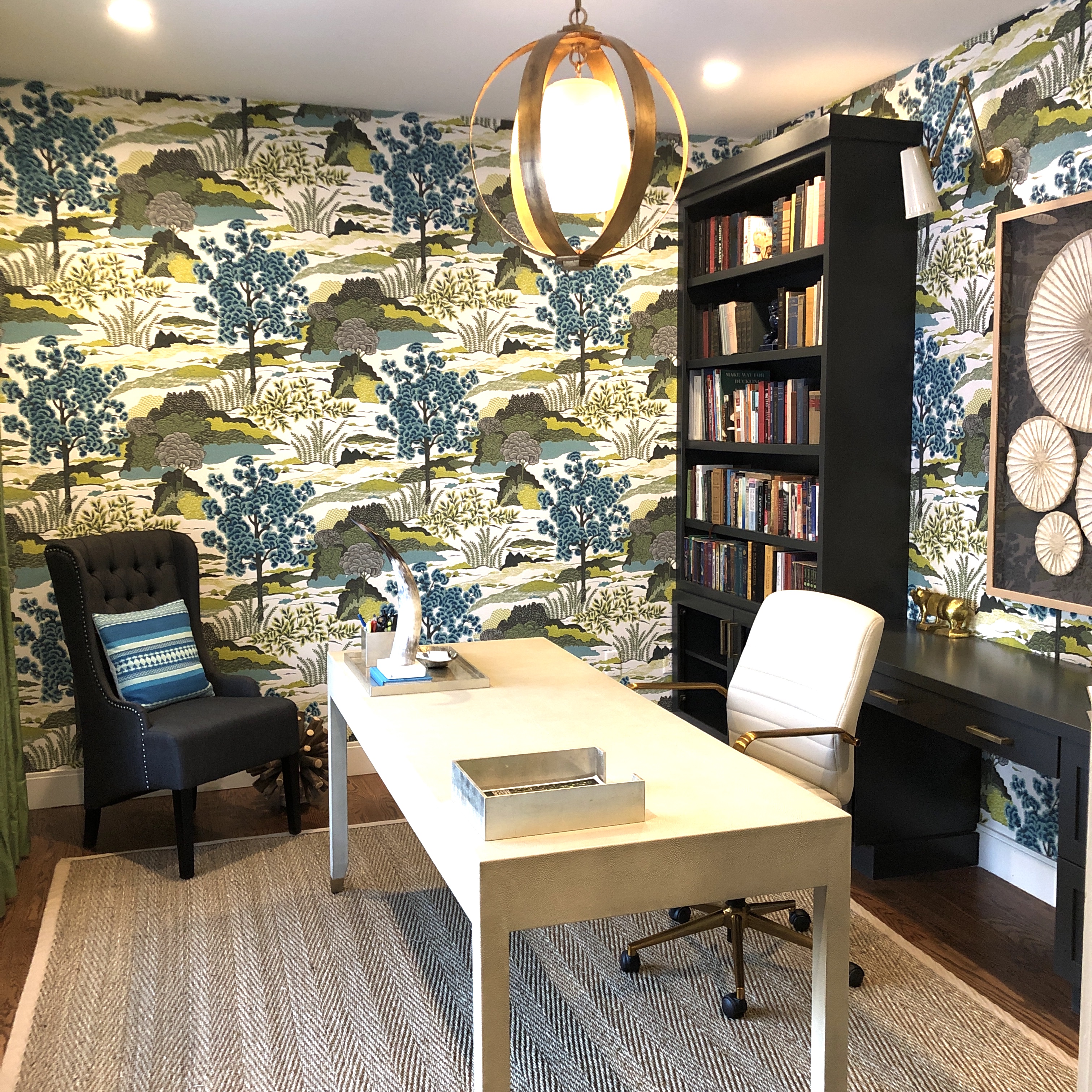 Contemporary Wallpaper Design for the Home Office - Larkin Painting Company